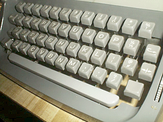 cbm/miscCPUs/typewriterKeys.gif